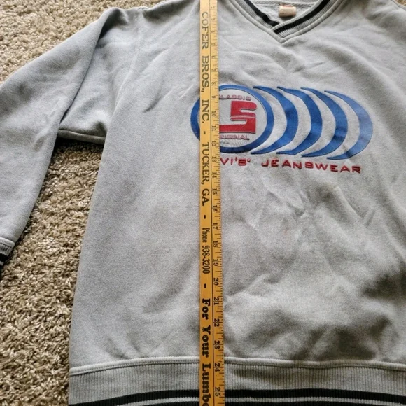 Levi's Jeanswear Classic Men's Gray V Neck Sweater Size Medium - Picture 9 of 10